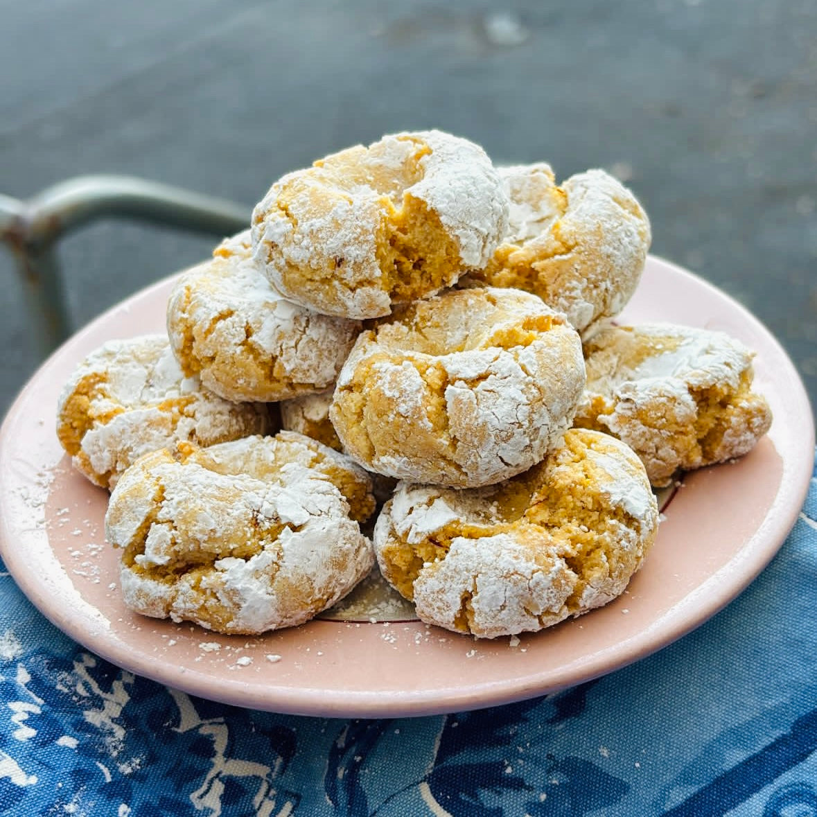 Recipe: Saffron Amaretti Cookies